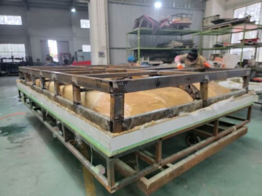 軽量産業用途向け高耐衝撃性FRPツーリング