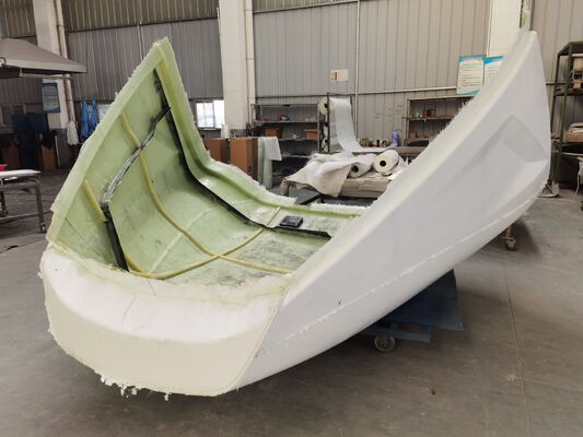 高耐久性ファイバーグラス製トラックボディパネル 軽量で容易な取り付け フリートのメンテナンスと交換に最適